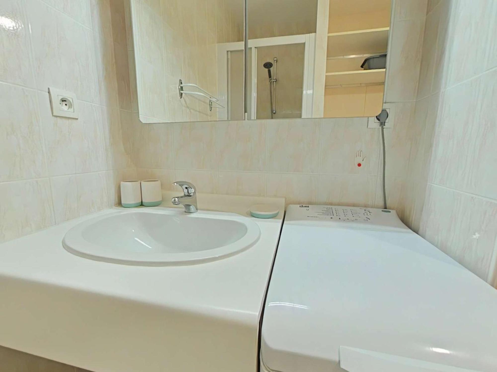 Appartement 2 Pieces Avec Parking Prive, Proche Plage Et Commerces, Saint-Gilles-Croix-De-Vie - Fr-1-224-783 Zewnętrze zdjęcie